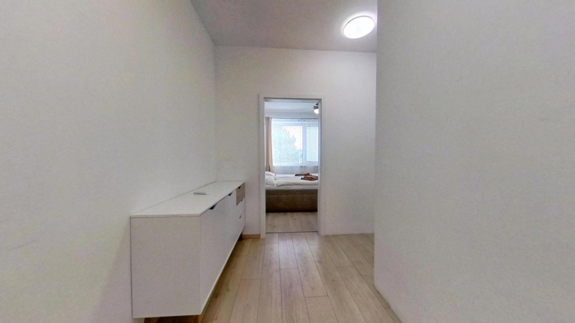 Air-Conditioned 2 Room Apartment, With Terrace, Rovinka, 302 Εξωτερικό φωτογραφία
